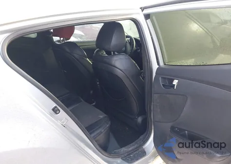 2012 Hyundai Veloster Base W/Black z USA, uszkodzony, nr VIN KMHTC6AD4CU056315